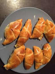 Croissant Sale Jambon Mozza Appetizer Recipes Food Food And Drink
