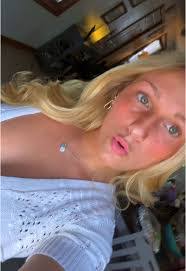 Lora Mccoy's Instagram, Twitter & Facebook