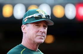 A's give manager Bob Melvin an extension through 2019