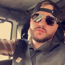 SHANE YOUNG (@shane_young01) • Threads, Say more