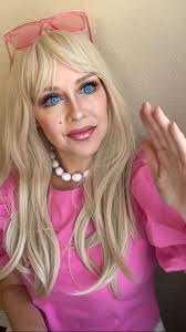 Liz Adams (@artymcgoo) · Instagram 照片和视频