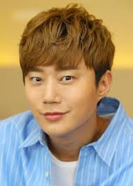 Varios de los actores como: Asian Wiki Introverted Boss