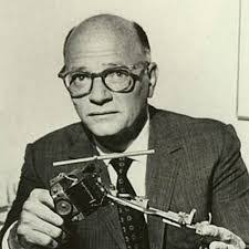 Edward Fields's Instagram, Twitter & Facebook