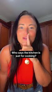 Here's your recipe girlies! 🍤 Start with 3 lbs of shrimp,  peeled/de-vained, cut in thirds and blanched for 2 mins. Strain and cool in  the fridge. 🥣 In a bowl add… 3