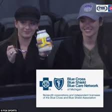 Women Eat Mayonnaise Straight From The Jar At Nba Game Daily Mail Online