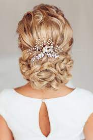 20 Elegant Wedding Hairstyles With Exquisite Headpieces Hair Styles Wedding Hairstyles Hair Comb Accessories