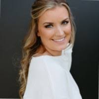 Sarah Lanham's Instagram, Twitter & Facebook