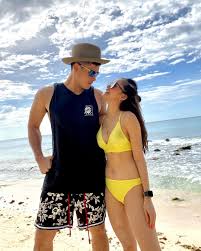Xian lim shares how traveling together made his and kim chiu's relationship stronger. Inquirer Net Look Kim Chiu And Xian Lim Enjoy A Boracay Facebook