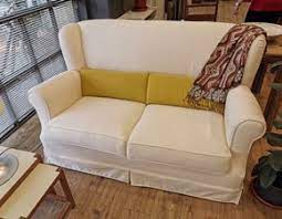 I nostri divani a 2 posti sono soluzioni di arredo uniche, disponibili in moltissime varianti, tutte caratterizzate da alta qualità e comfort. Outlet Divani Country Prezzi Sconti Online 50 60