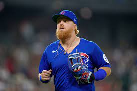 Justin Turner plans to play in 2026 👀 The 40-year-old vet posted a .759  OPS vs lefties with the Cubs this season, still showing he can swing it  #fblifestyle