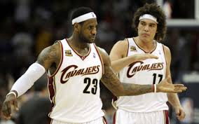 Anderson varejao is heading back to cleveland. Lebron James Reacts To Anderson Varejao Trade