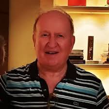 Paula Marcello (@paulamarcello)