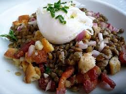 Cuisine Maison D Autrefois Comme Grand Mere Recette De Salade De Lentilles Du Puy A La Lyonnaise Lardons Crouto Recettes De Cuisine Cuisine Recette Salade