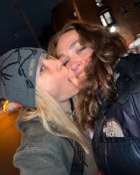 3 years of going in for the smooch.