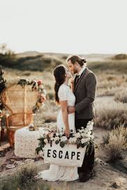Romantic Boho Styled Elopement Session In Bismarck Nd With Images Elopement Elopement Inspiration