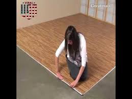 بطرق بسيطة يمكنك فرش ارضية المنزل بنفسك و بدون و سائل معقدة Youtube