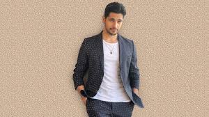 Sidharth malhotra is a famous indian model and actor who began his career as a television star and moved on to modeling and movies. Sidharth Malhotra S Printed Suit Is A Gateway To Experimenting With Prints In All Forms This Summer Gq India Gq Wardrobe