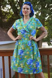 The Wrap Dress From Gertie Sews Vintage Casual Sewing Dresses Vintage Style Dresses Handmade Clothes