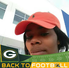 Who y'all got the Bears or Rams?