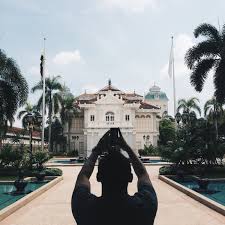 Galerinin oluşturulması perak sultan azlan şah'ın fikrinden geldi. P O J I E G R A P H Y On Twitter First Attraction In Perak Galeri Sultan Azlan Shah Good Place To Learn Abt The Royal Great Ambiance Gayatravel Https T Co D6aqnswvkw