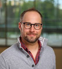 Tom Mcfall's Instagram, Twitter & Facebook