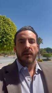 Cinco Radio Oficial's Video