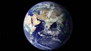 Definisi atmosfer menurut para ahli bumi atau geografi adalah lapisan udara atau selimut gas yang menyelubungi planet termasuk planet bumi. 8 Manfaat Lapisan Atmosfer Bagi Kelangsungan Hidup Manusia Hot Liputan6 Com