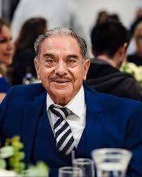 Roque Sandoval's Instagram, Twitter & Facebook