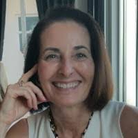 Lisa Hambrick's Instagram, Twitter & Facebook