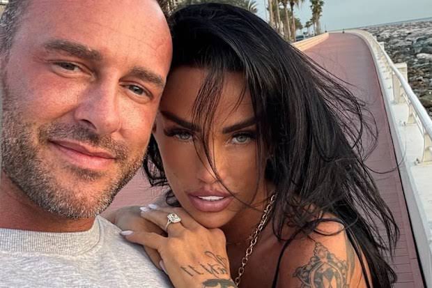 Katie Price news: Reality star gives update on Lee Andrews, husband still  missing addresses con man claims | Nine.com.au