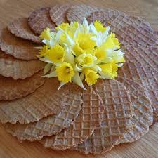 Gaufres Seches Et Plates Recette Gaufres Plat Salade De Fruits Frais