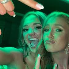 Karli Parker's Instagram, Twitter & Facebook