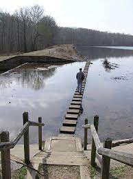 Hiking Around Hematite Lake Back In Ky Remember This Like Yesterday Daddy Carry Me On Your Sho Land Between The Lakes The Great Outdoors My Old Kentucky Home