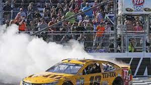 How much do nascar drivers make for a win? Nascar No Longer Releasing Prize Money Charlotte Observer