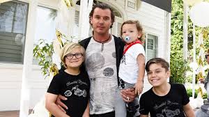 Jun 13, 2021 · apollo bowie flynn rossdale is gwen's youngest child. Gavin Rossdale Takes His And Gwen Stefani S Kids On An Easter Egg Hunt See The Pics Entertainment Tonight