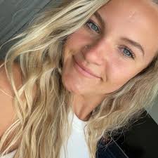 What gymnastics gym is suitable for a 10 year old beginner in Elkhart?