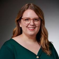 Amanda Pinkham's Instagram, Twitter & Facebook