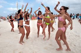 The best gifs are on giphy. Studentenfeiern Partyrausch Beim Spring Break Mz De