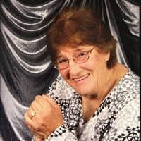 Amber Simcox's Instagram, Twitter & Facebook