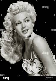 Lana turner 1950s hi-res stock photography and images