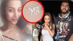 Malaika arora is a very talented bollywood actress who has acted in a lot of films. Malaika Arora Khan Wears Pendant With Boyfriend Arjun Kapoor Name Youtube