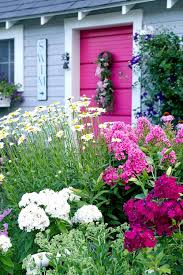 Most successful gardens will have the following: 24 Perennial Plant Combinations That Look Amazing All Summer Long In 2021 Perennials Backyard Landscaping Perennial Plants