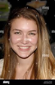 Nathalie Ramos's Instagram, Twitter & Facebook