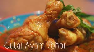 Cuci bersih ayam,buang kulitnya,lalu rebus sebentr beri buang airnya cuci lagi,sisihkan. How To Make Gulai Ayam Johor Youtube