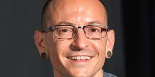 Der sänger der amerikanischen rockband linkin park, chester bennington, ist überraschend im alter von 41 jahren gestorben. Linkin Park Sanger Chester Bennington Ist Tot Kolner Stadt Anzeiger