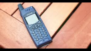 Ericsson shapes the future of mobile broadband internet communications through its technology leadership, creating the most powerful communication companies. Looking Back 2000 Ericsson R380 World Phone Youtube