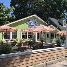 Everyone In Virginia Should Try Virginia S Most Colorful Restaurant At Least Once Colorful Restaurant Kid Friendly Restaurants Virginia Vacation
