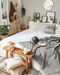 20 Pretty Bohemian Style Decorating Ideas For New And Reliable Inspirations Bedroom Decor Design Room Decor Bedroom Bedroom Decor