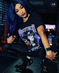 121 Likes 1 Comments Rich Sashabanks Sasharichgang On Instagram Undertaker 3 0 Sashabanks Legitboss Bossti Sasha Bank Wwe Sasha Banks Wwe Girls