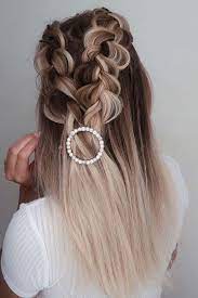 Flattering Yet Easy Long Hairstyles Glaminati Com Hair Styles Long Hair Styles Prom Hairstyles For Long Hair